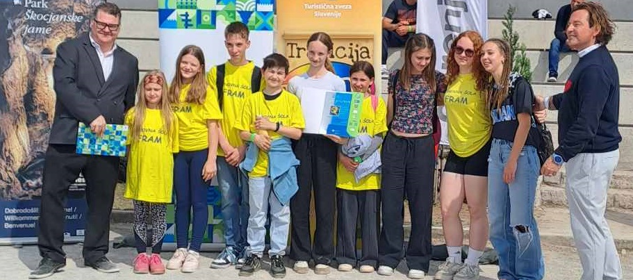 Turizmu pomaga lastna glava